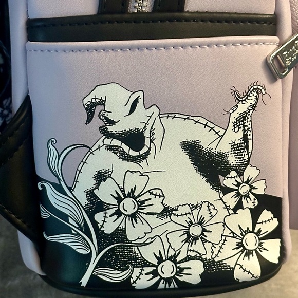 Price reduced! Loungefly Nightmare Before Christmas Mini-Backpack - Picture 4 of 5